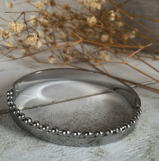 SILVER BALL BANGLE