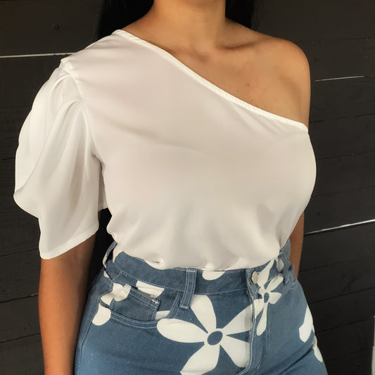 WHITE ONE SHOULDER TOP